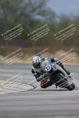 media/Sep-21-2025-Race Pace (Sun) [[98bf33ef95]]/Verified/4-Turn 3 (920am)/